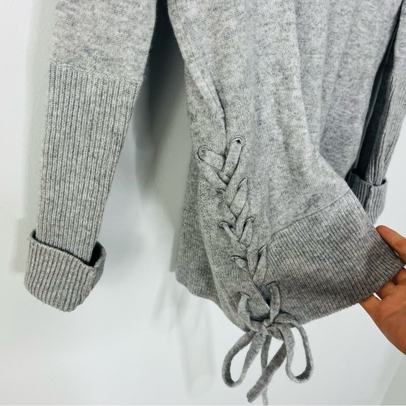 Aqua Cashmere Size Small Side Tie Grey Crewneck Sweater GYSB - Picture 2 of 5